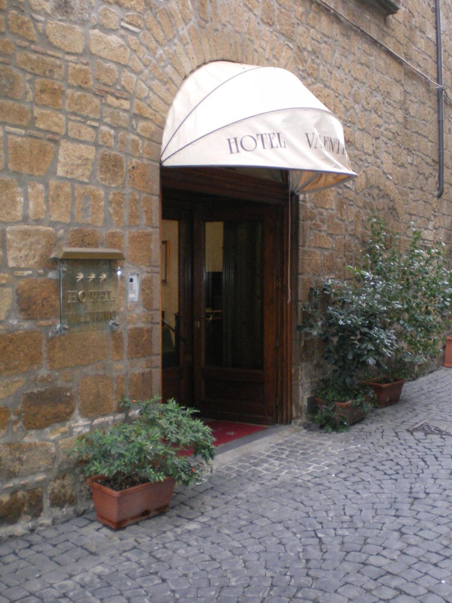 Hotel Valentino Centro Storico Orvieto Buitenkant foto