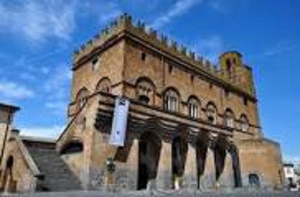 Hotel Valentino Centro Storico Orvieto Buitenkant foto