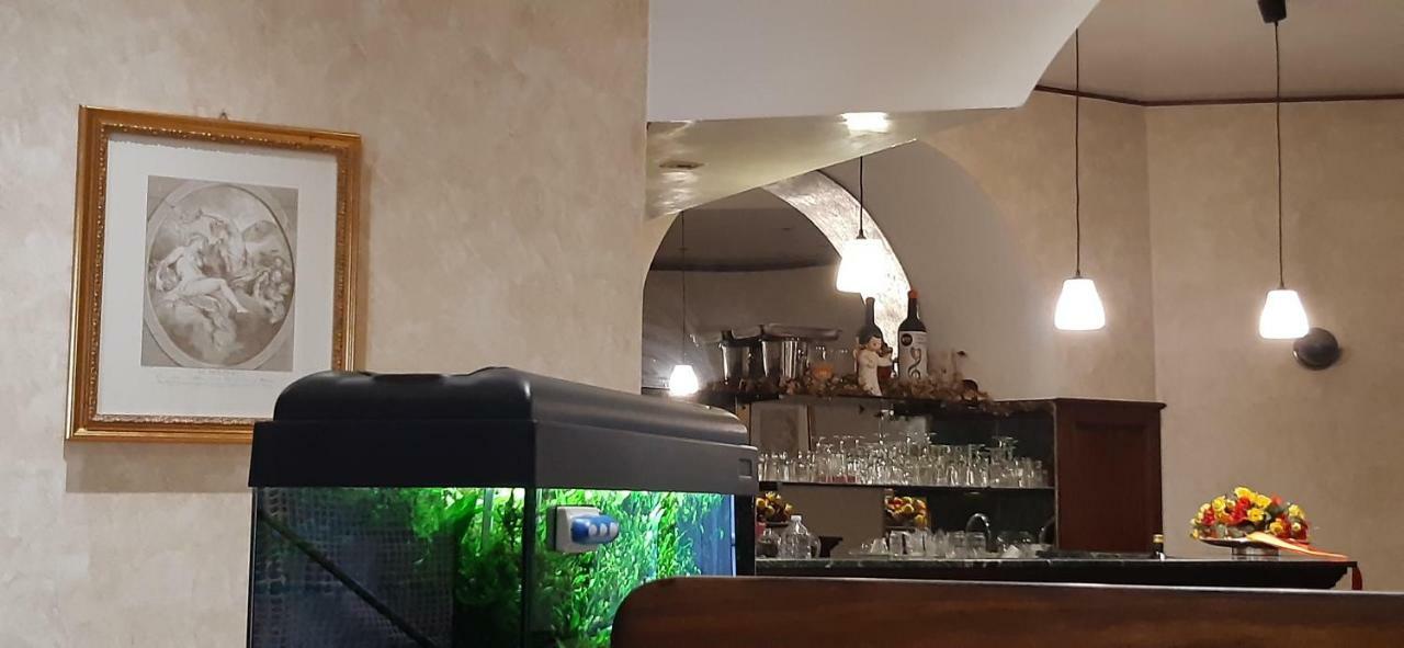 Hotel Valentino Centro Storico Orvieto Buitenkant foto